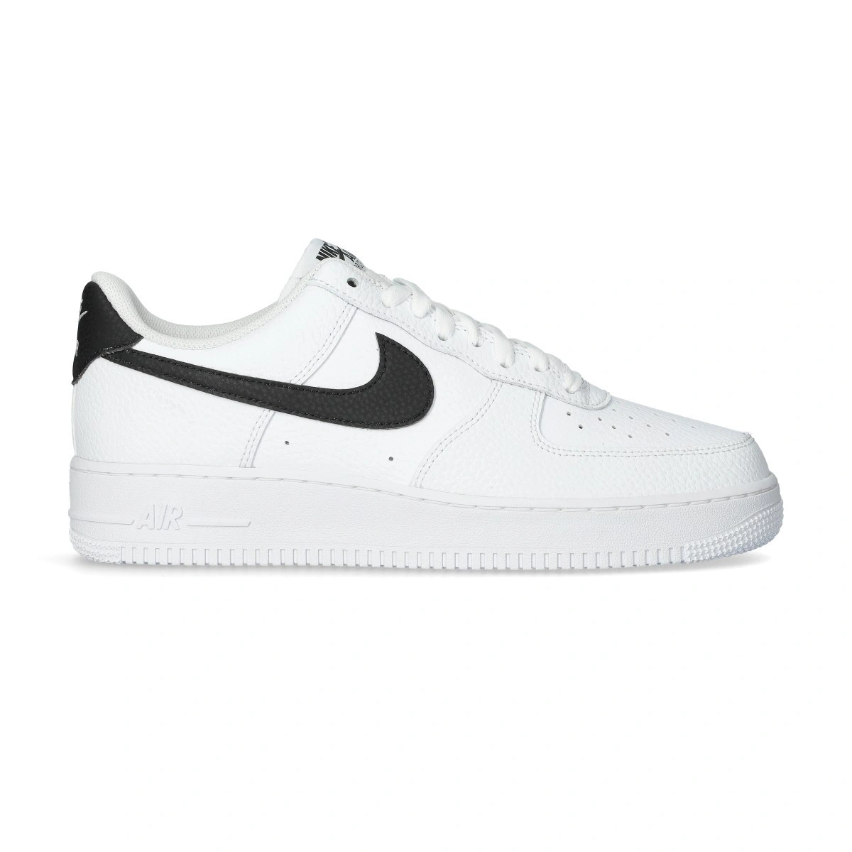 1773446424zapatilla-nike-air-force-1-07-blanco-1