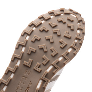 ZEWNĘTRZNA PODESZWA-3