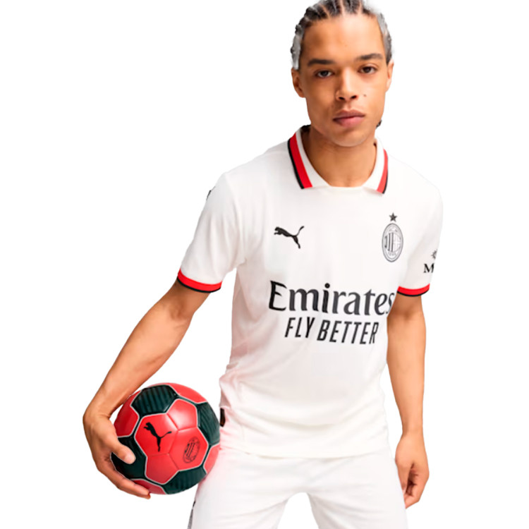 AC Milan 2024-2025 Na wyjeździe