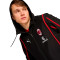 Kurtka Puma AC Milan 2024-2025 przed meczem