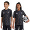 Koszulka adidas Juventus dla Kids 2024-2025 przed meczem