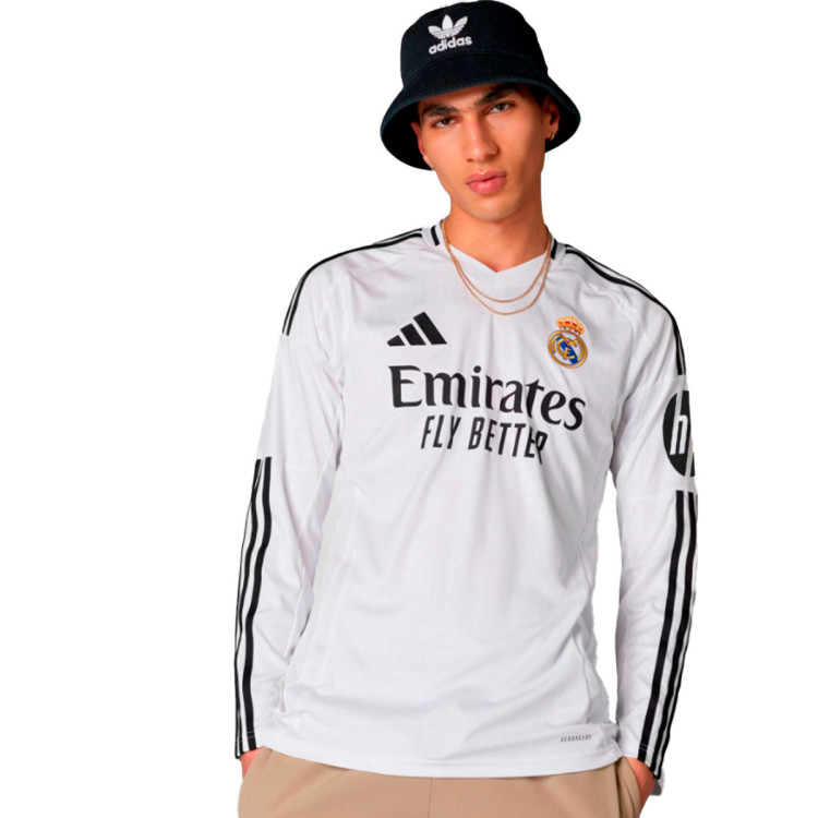 Real Madryt 2024-2025 W domu