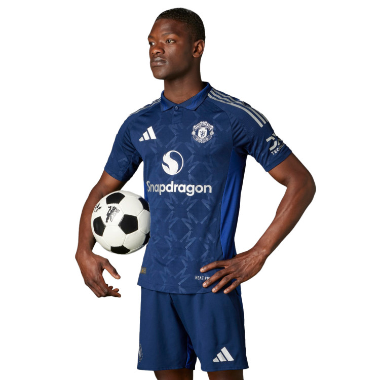 Manchester United Authentic 2024-2025 Na wyjeździe