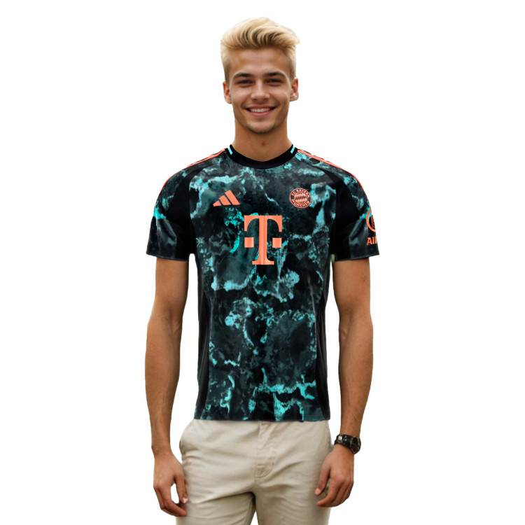 FC Bayern 2024-2025 Na wyjeździe