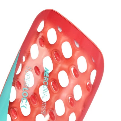 Nagolenniki Mercurial Flylite Superlock