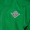 Kurtka Hummel Real Betis dla Kids 2024-2025 przed meczem