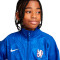 Kurtka Nike Chelsea FC 2025-2026 dla Kids przed meczem
