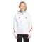 Kurtka adidas FC Bayern dla Kids 2025-2026 przed meczem