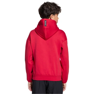 Kurtka Manchester United 2025-2026 dla Kids przed meczem