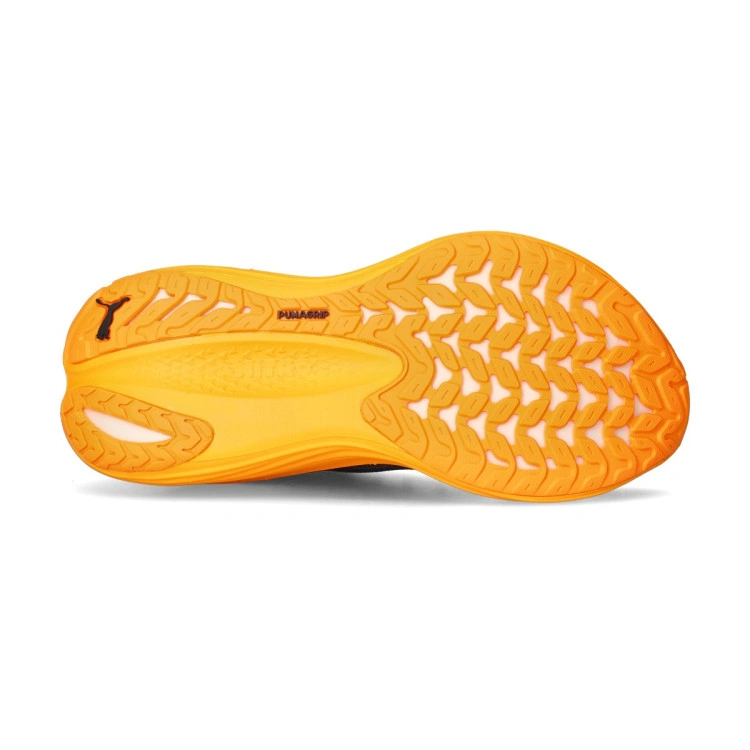 zapatilla-puma-magmax-nitro-warm-white-gold-moon-3