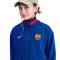 Kurtka Nike Fc Barcelona 2025-2026 dla Kids przed meczem