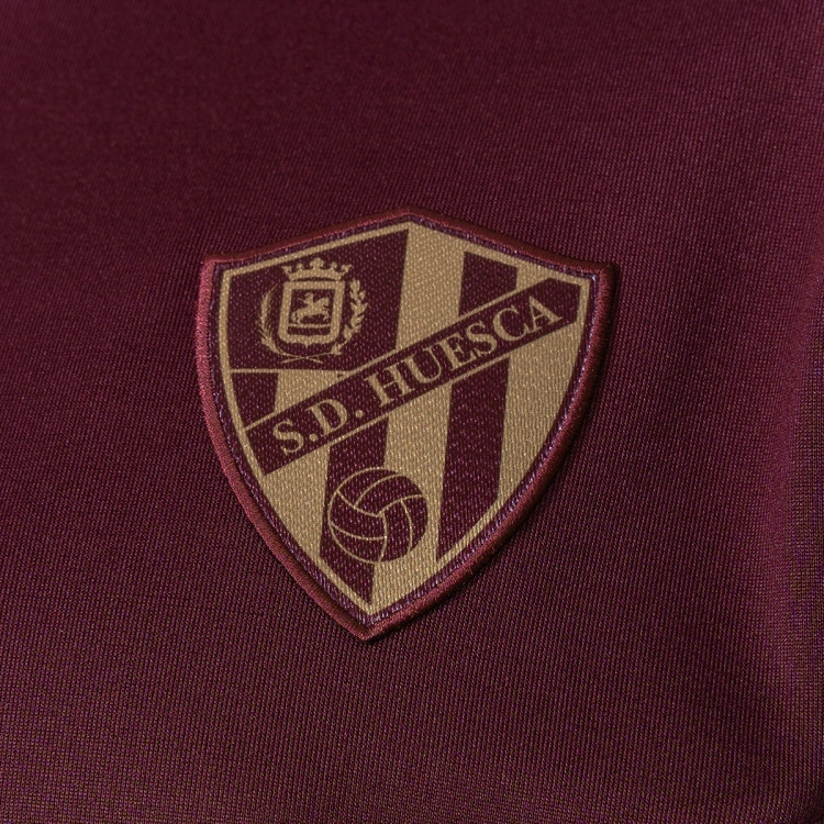 chaqueta-soka-sociedad-deportiva-huesca-anthem-2025-2026-nino-granate-3