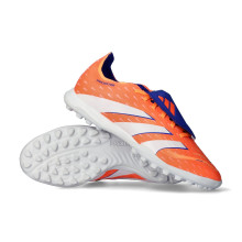 Buty piłkarskie adidas Liga Predator FT na murawie sztucznej