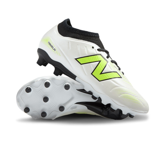 Buty piłkarskie New Balance Dziecięce Tekela Team Low Laced FG V5
