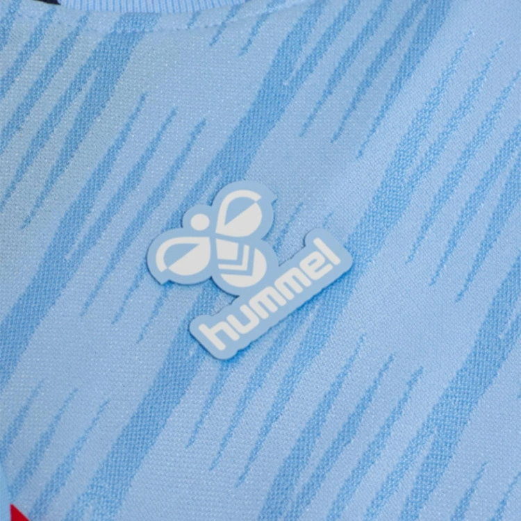 conjunto-hummel-celta-de-vigo-primera-equipacion-2025-2026-nino-azul-blanco-4