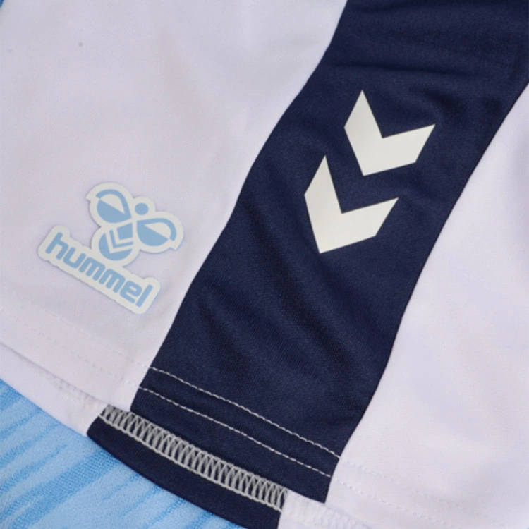 conjunto-hummel-celta-de-vigo-primera-equipacion-2025-2026-nino-azul-blanco-7