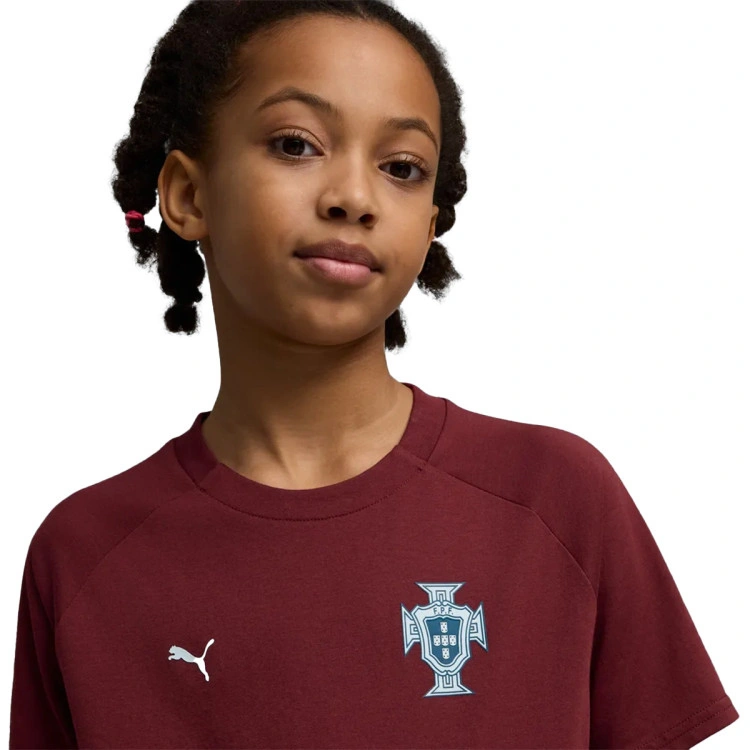 camiseta-puma-portugal-fanswear-mundial-2026-nino-ruby-shimmer-ocean-tropic-1