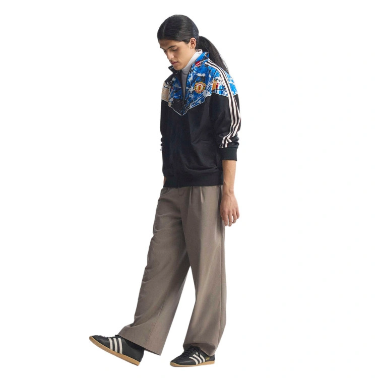 chaqueta-adidas-manchester-united-edicion-especial-2025-2026-black-7