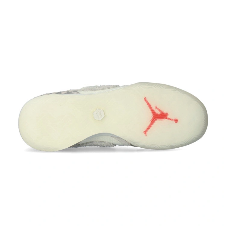 zapatilla-nike-tiempo-street-gato-phantom-sail-infrared-3