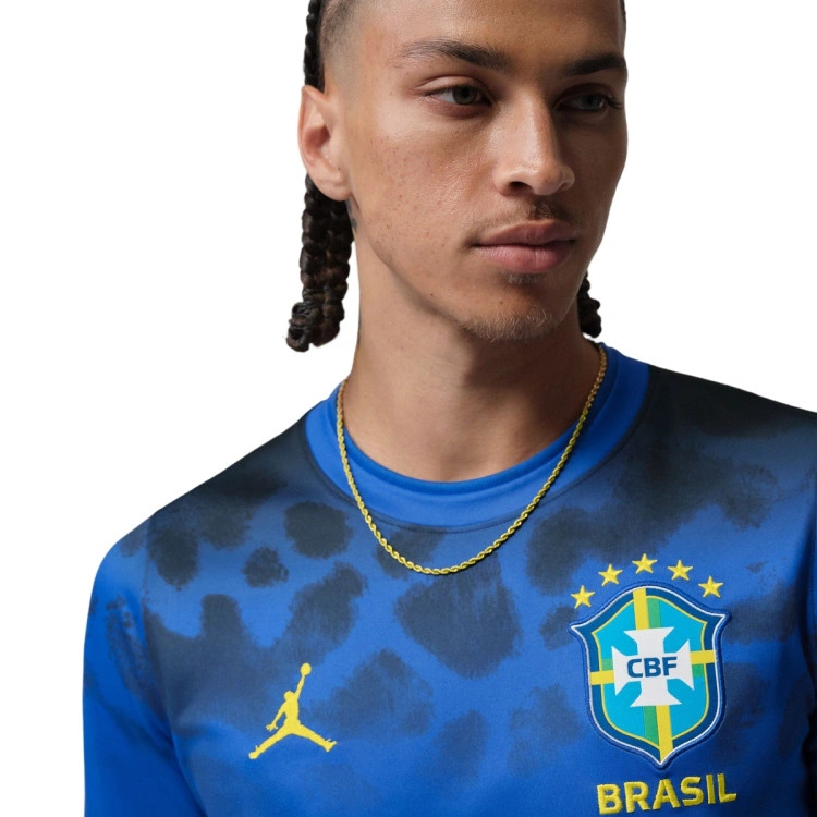 sudadera-nike-brasil-pre-match-mundial-2026-infrared-black-2
