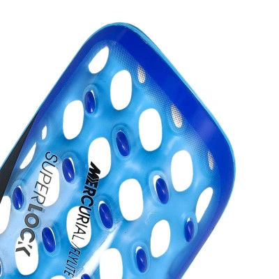 Nagolenniki Nike Mercurial Flylite SL