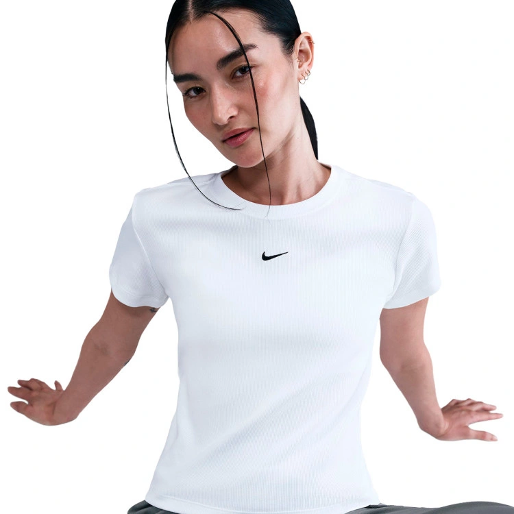 camiseta-nike-sportswear-tight-mujer-white-2