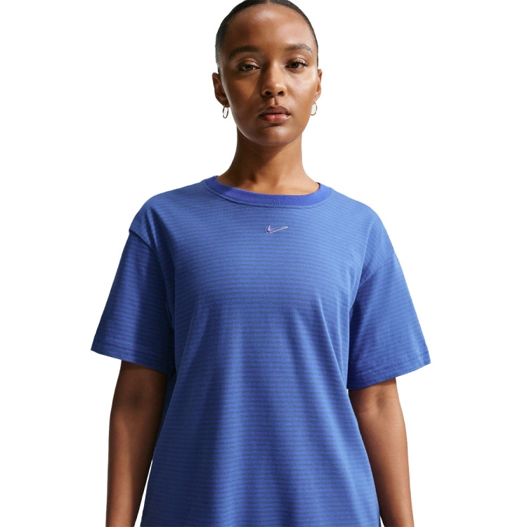 camiseta-nike-sportswear-stripe-mujer-lapis-2
