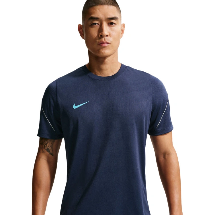camiseta-nike-strike-midnight-navy-vivid-sky-vivid-sky-vivid-sky-2