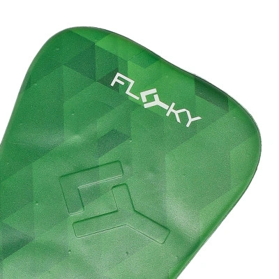 Nagolenniki Parastinco Tackle