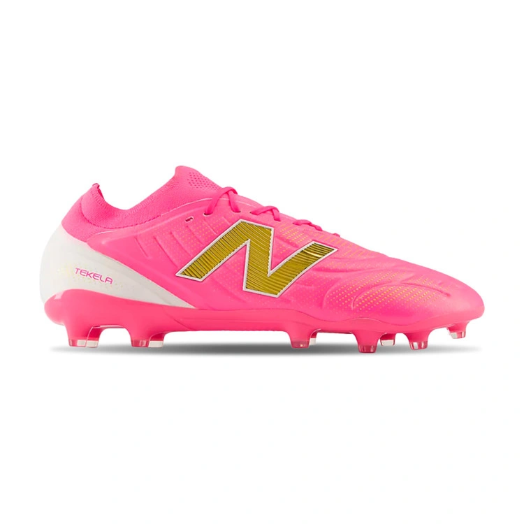 bota-new-balance-tekela-elite-low-laced-mg-pink-heat-1