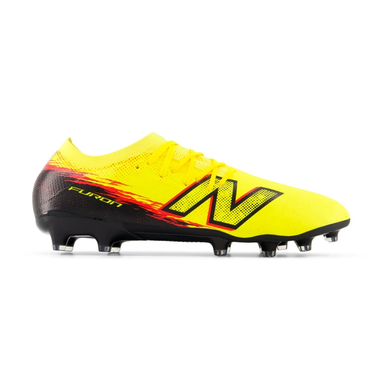 bota-new-balance-furon-pro-mg-v8-punch-yellow-1