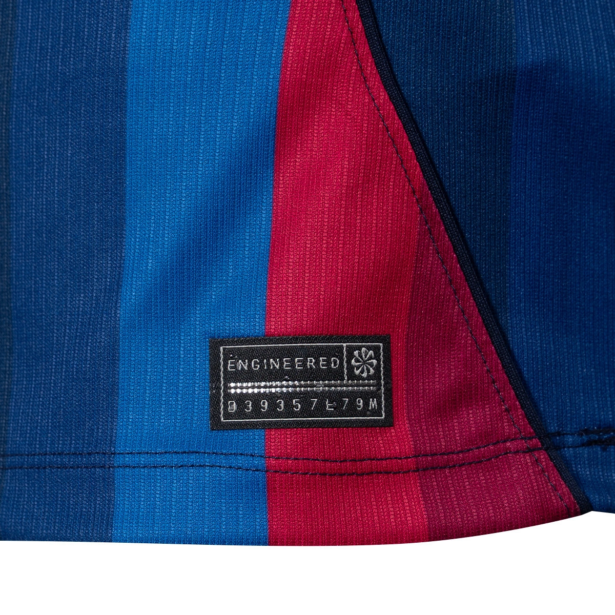 camiseta-nike-fc-barcelona-primera-equipacion-2026-2027-garnet-7