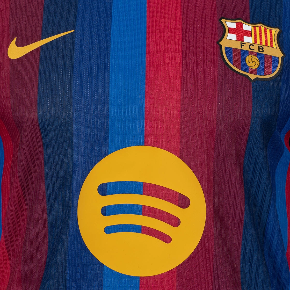 camiseta-nike-fc-barcelona-primera-equipacion-authentic-2026-2027-garnet-4