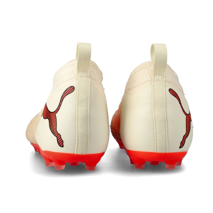bota-puma-future-9-match-mg-nino-beige-4