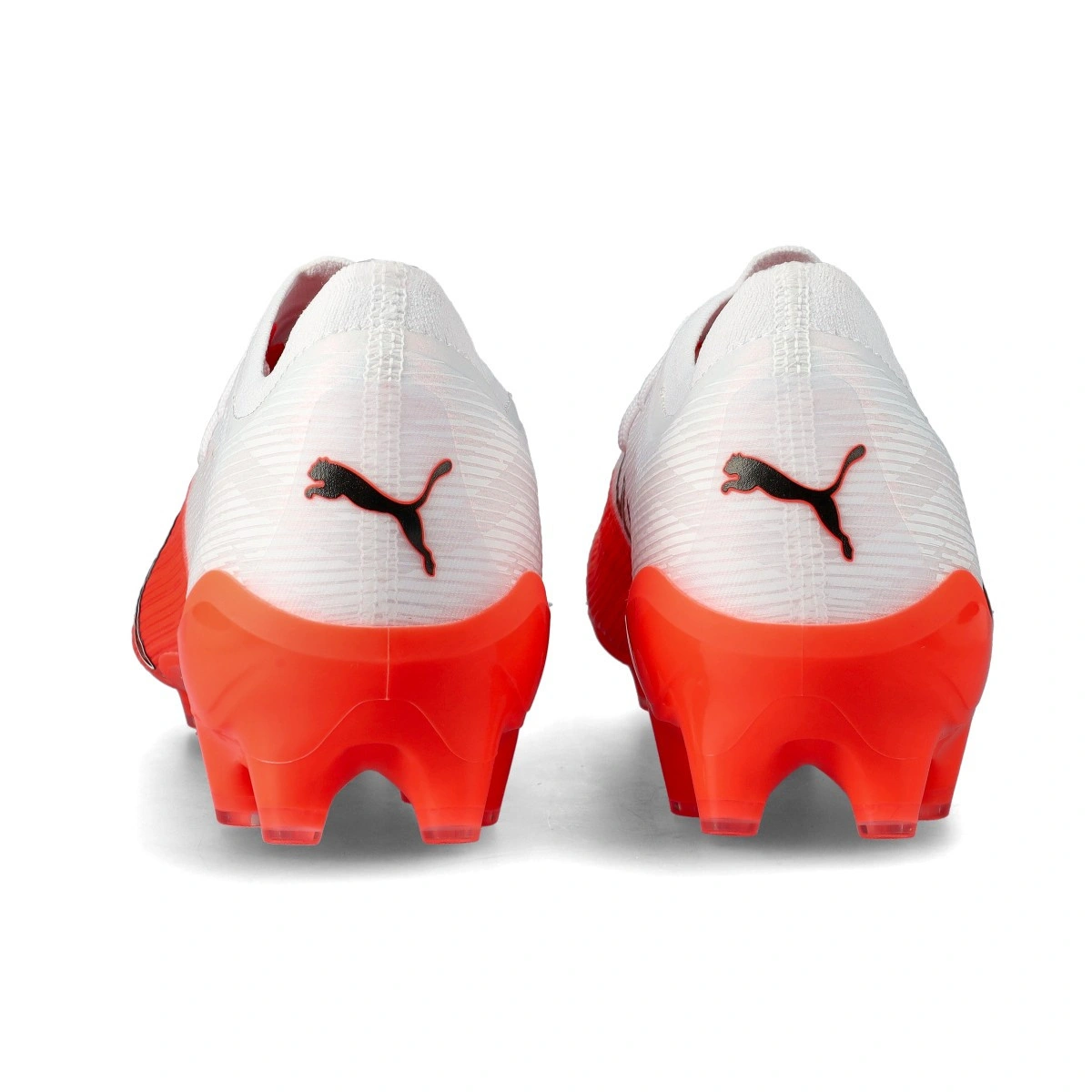 bota-puma-ultra-nitro-7-pro-ag-blanco-4