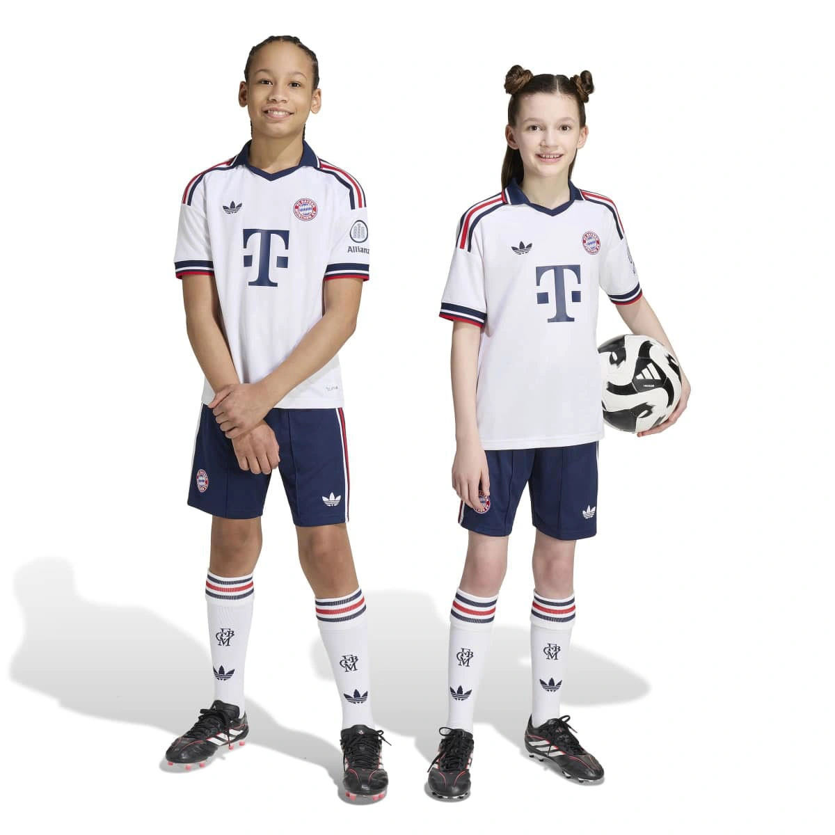 pantalon-corto-adidas-fc-bayern-segunda-equipacion-2026-2027-nino-night-indigo-4