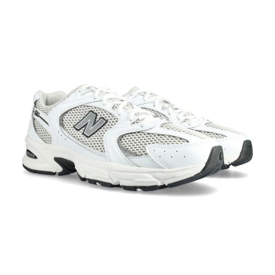 Sneakersy 530