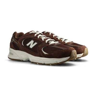 Sneakersy 530
