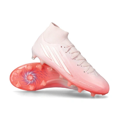 Buty piłkarskie F50 Sparkfusion Pro FG/AG