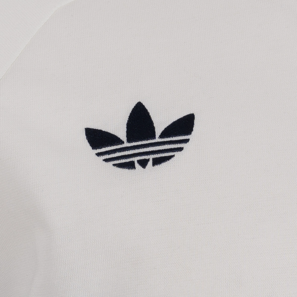 camiseta-adidas-fc-bayern-fanswear-2026-2027-blanco-4
