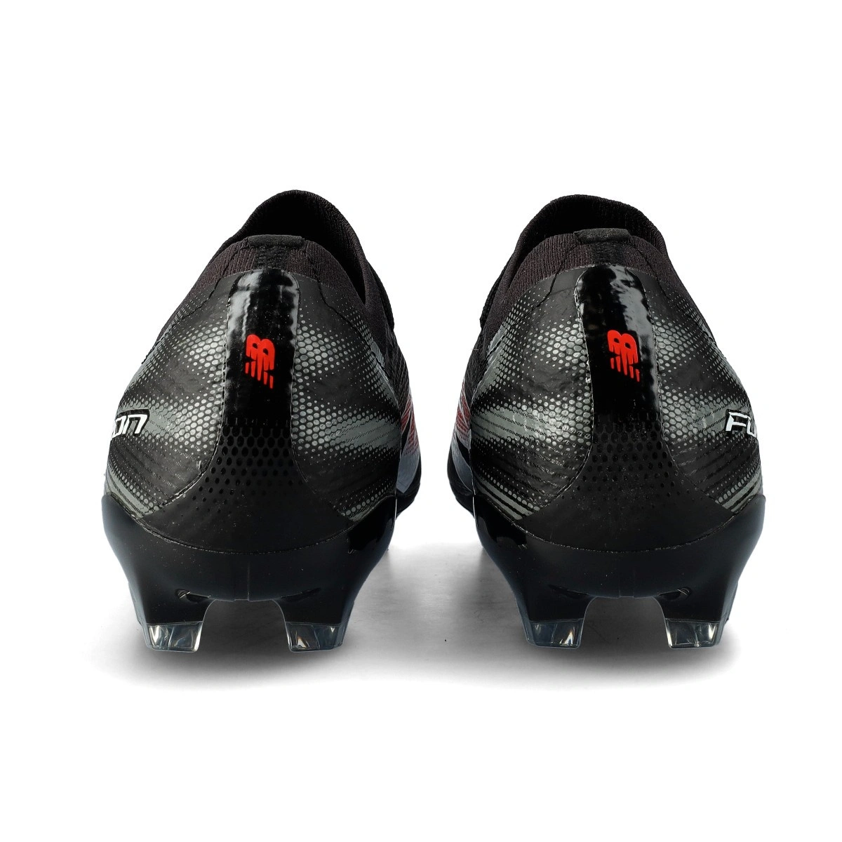 bota-new-balance-furon-elite-fg-v9-black-white-4