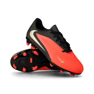 Buty piłkarskie Phantom 6 Low Club FG/MG