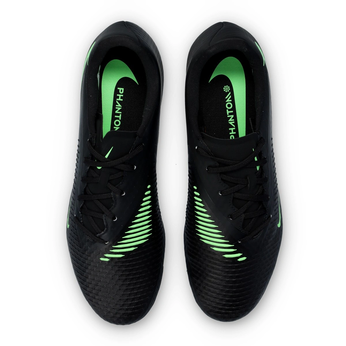 bota-nike-phantom-6-low-academy-fgmg-negro-5