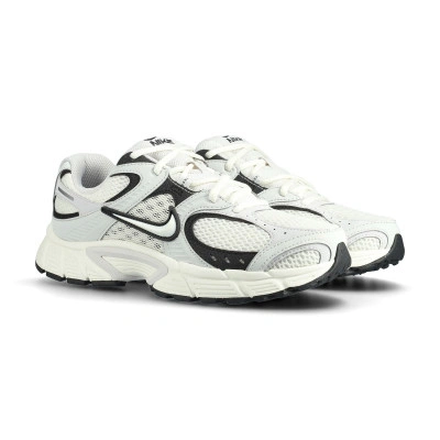 Sneakersy Nike V5 Rnr Nbk