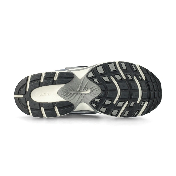 sneakers-nike-nike-v5-rnr-gris-3