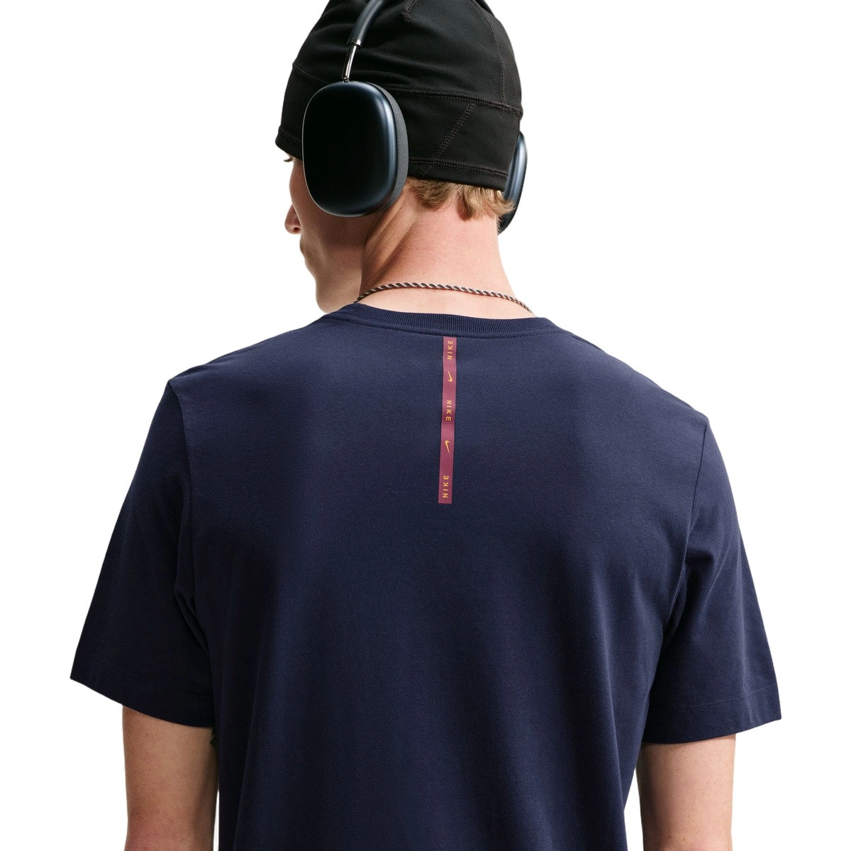 camiseta-nike-fc-barcelona-fanswear-2026-2027-black-anthracite-dusty-cactus-university-gold-1