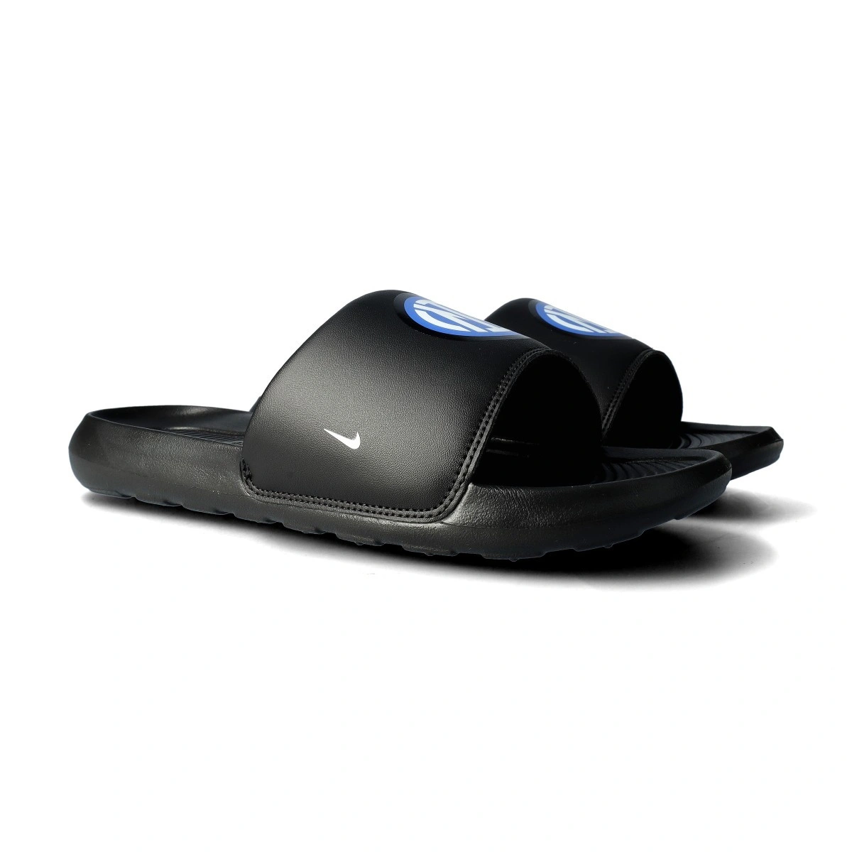 chanclas-nike-victori-one-milan-negro-0