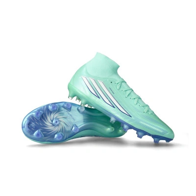 Buty piłkarskie F50 Sparkfusion Pro FG/AG Kobieta