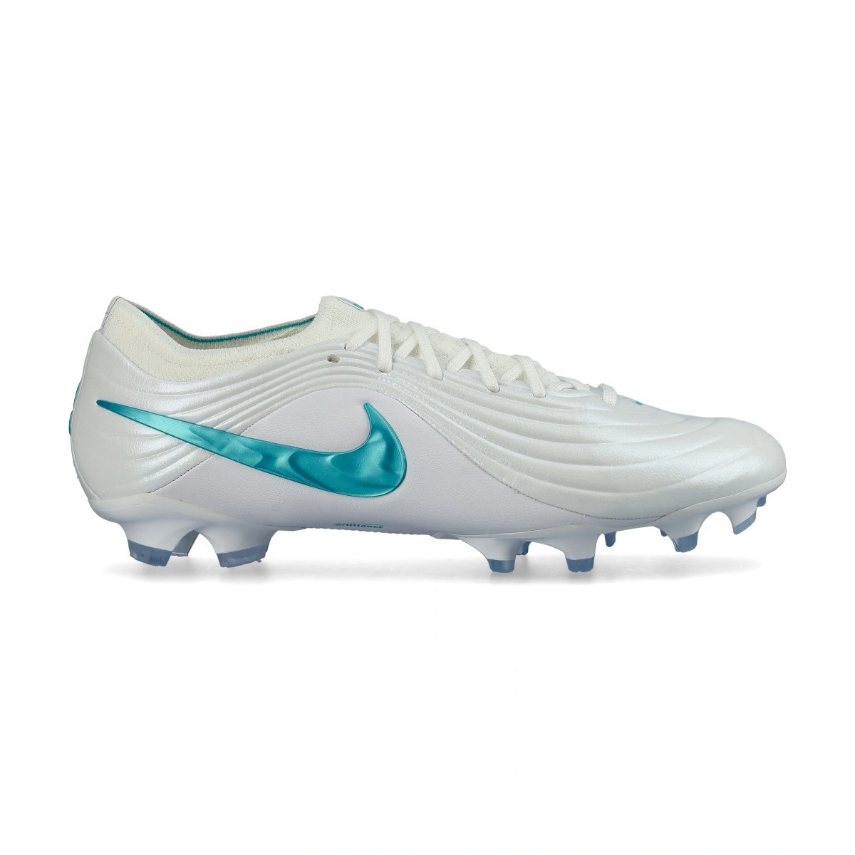 bota-nike-tiempo-maestro-elite-fg-blanco-1